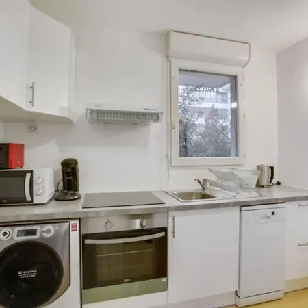Grand F2 De 50m2 Pour 4 Personnes - Paris 10eme Gare Du Nord, Stade De France *